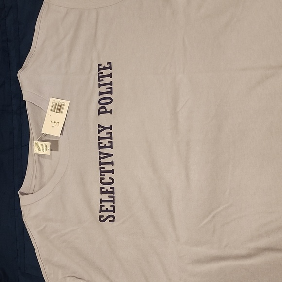 BNWT "Selectively Polite" Graphic t-shirt - Picture 2 of 4